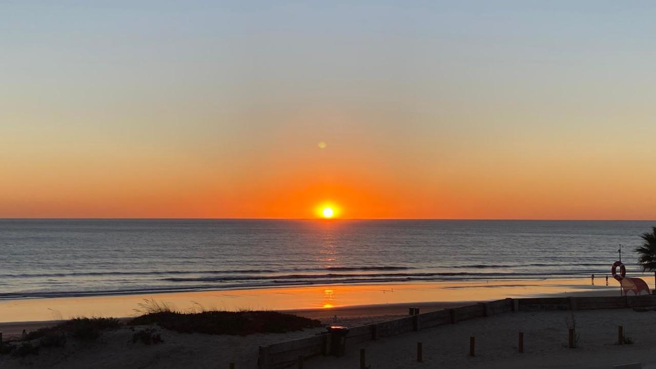 Rock'S Beach Spot Suit Costa da Caparica Exterior photo